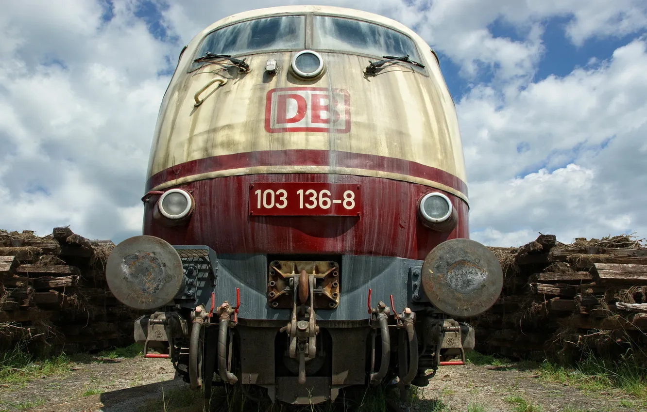 Photo wallpaper view, train, BEFORE, BARS