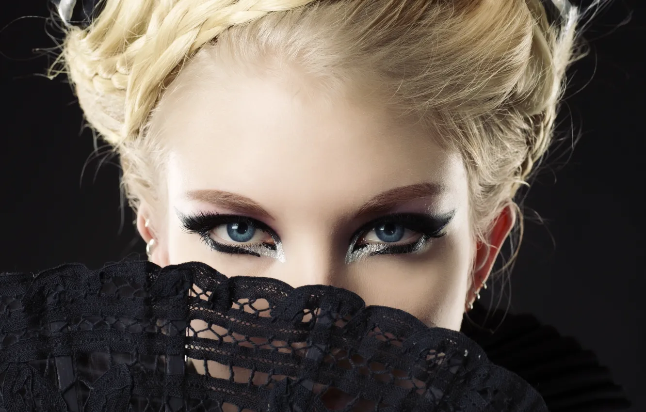 Photo wallpaper fashion, eyes, model, blonde, makeup, Hand fan