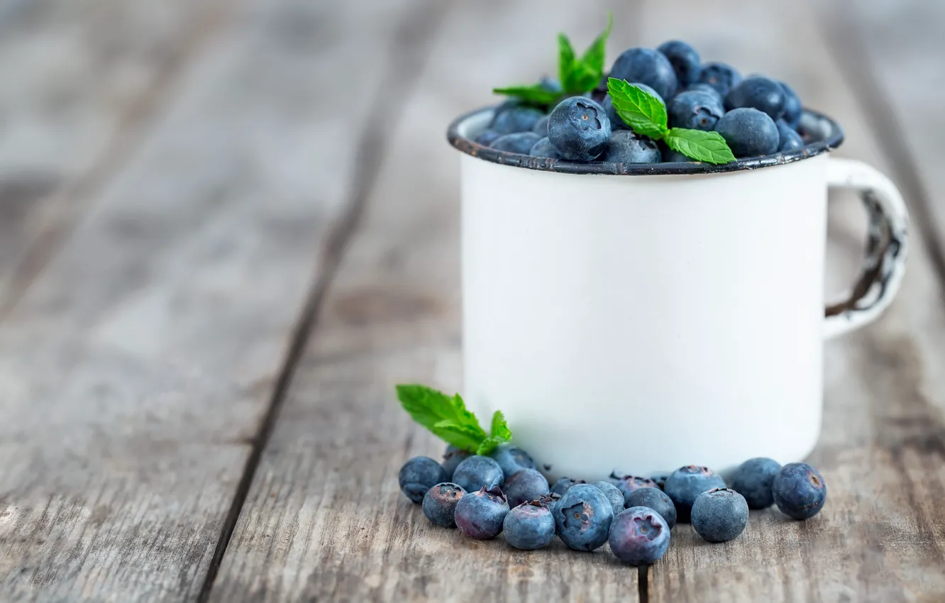 Photo wallpaper berries, mug, blueberries