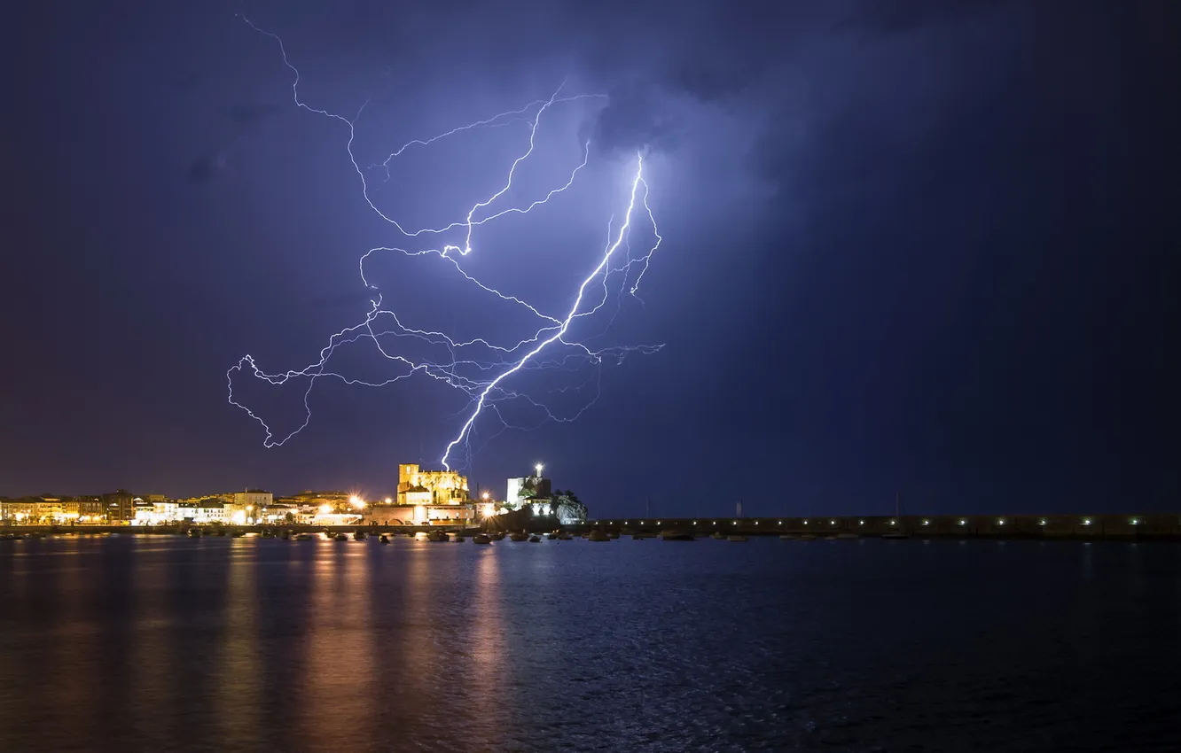 Photo wallpaper sea, night, the city, lightning