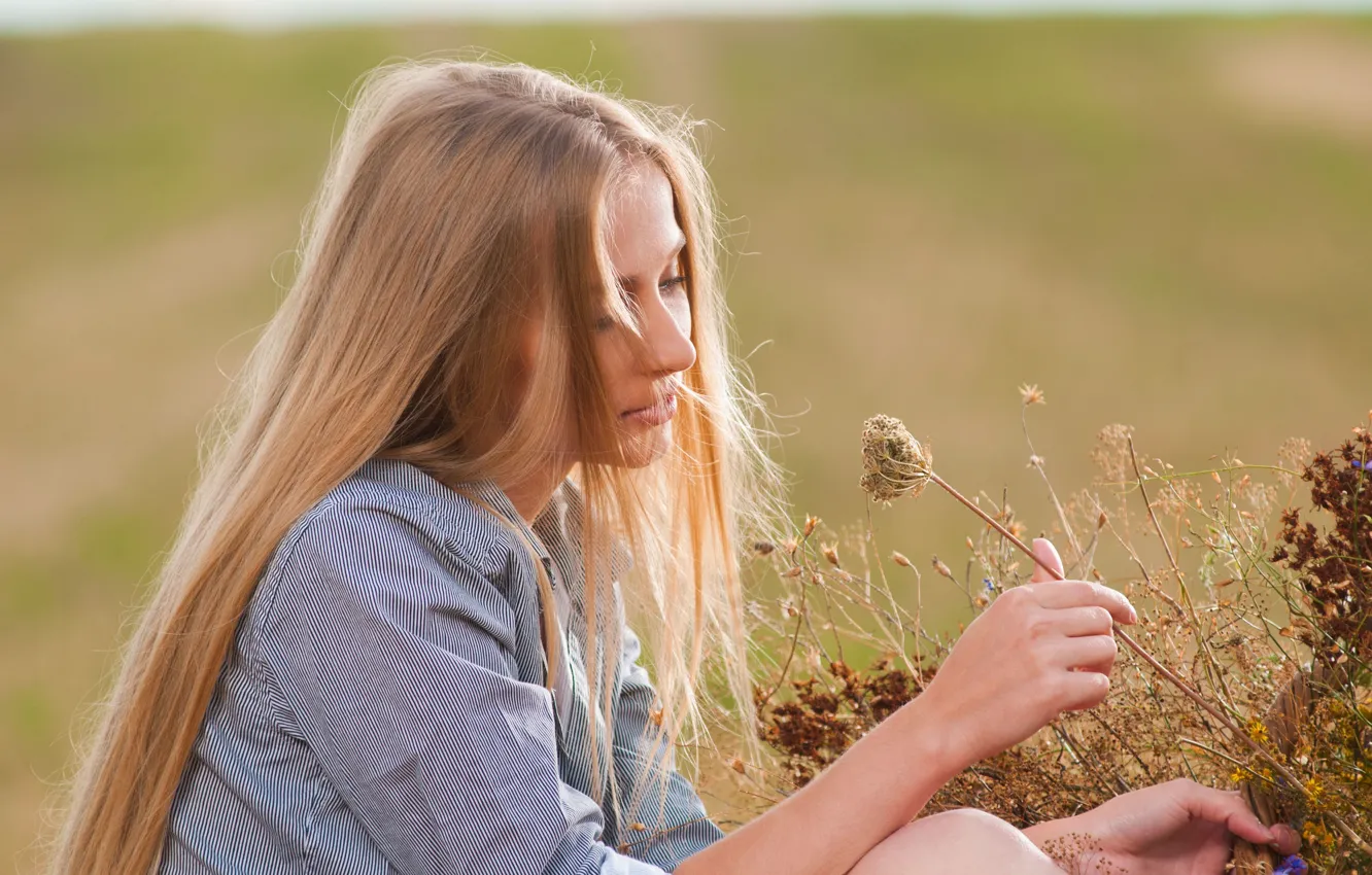 Photo wallpaper girl, long hair, Rus