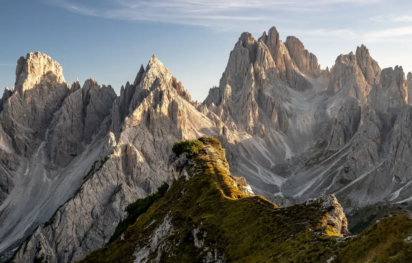Photo wallpaper Italy, Dolomite Alps, Mountainscape, Mordor on a sunny day