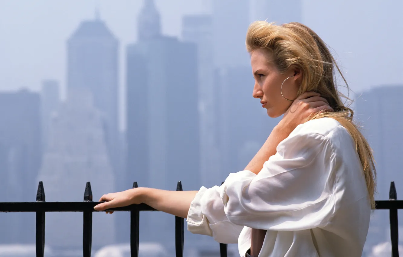 Photo wallpaper New York, skyscrapers, blonde, profile