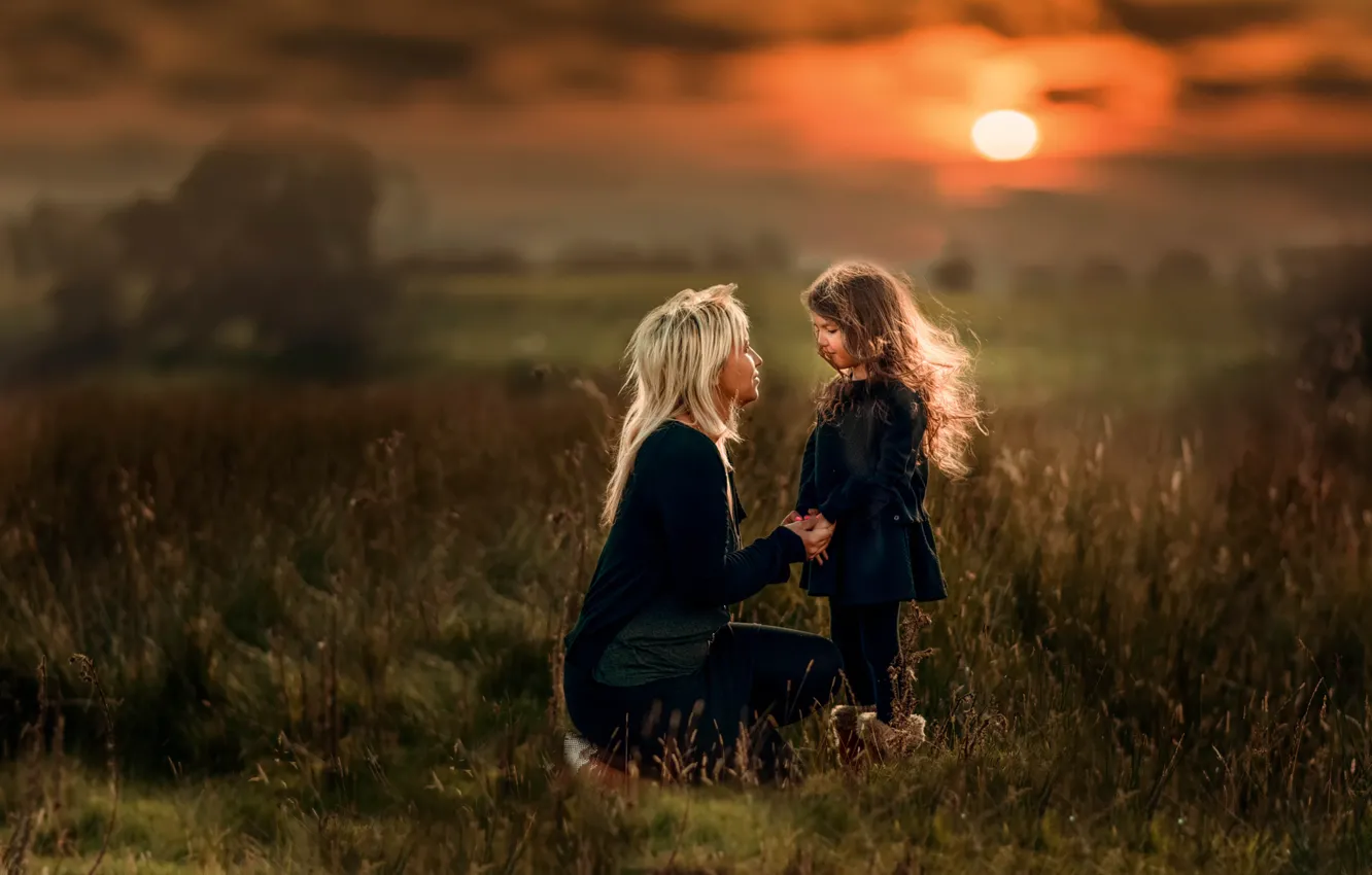 Photo wallpaper sunset, girl, love, mom