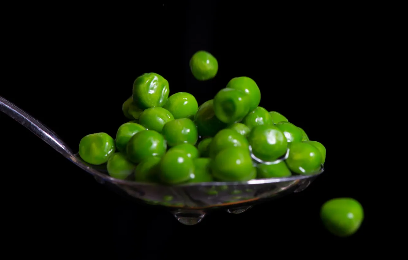 Photo wallpaper macro, polka dot, spoon