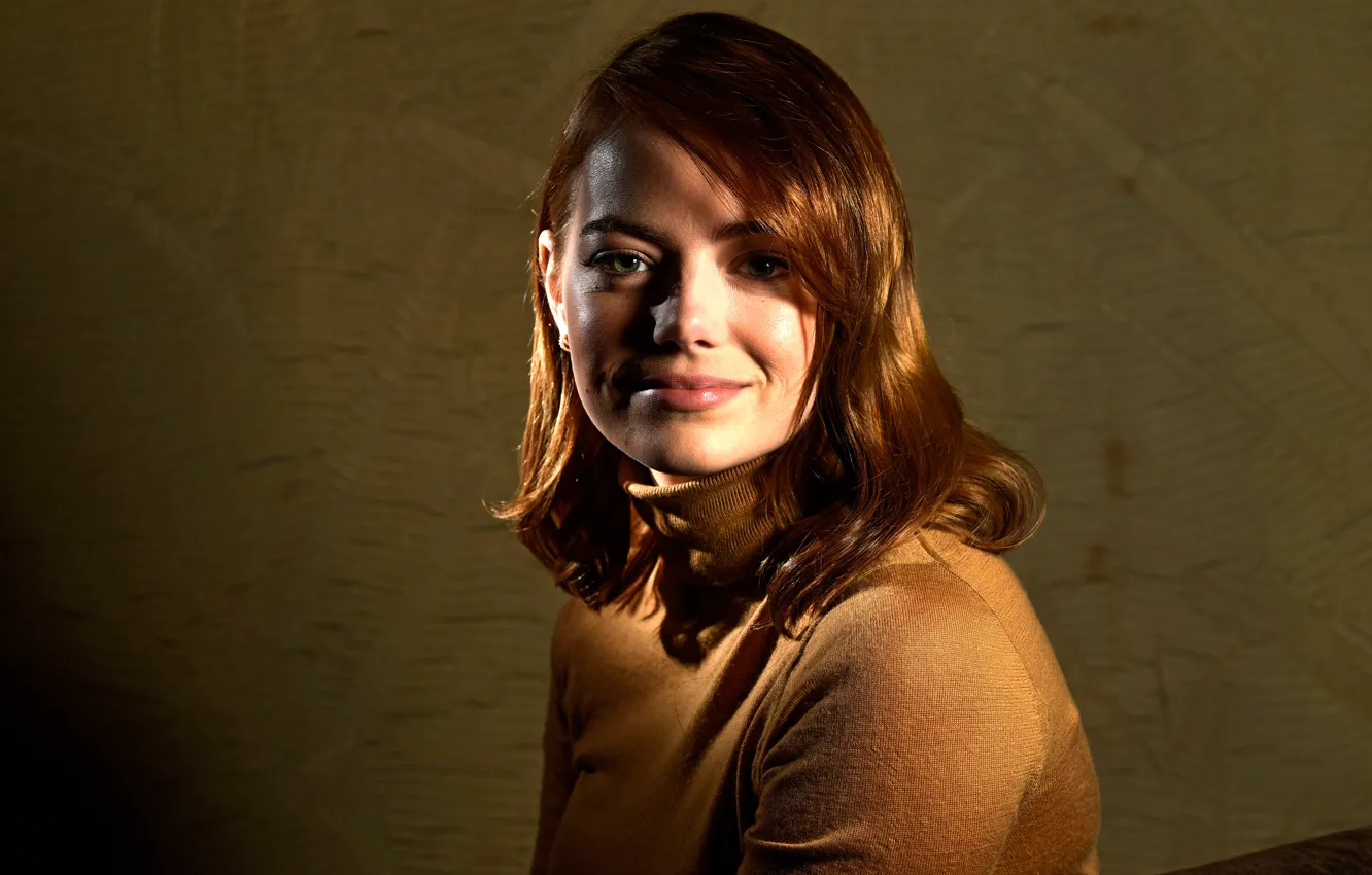 Photo wallpaper smile, background, portrait, makeup, actress, hairstyle, photoshoot, redhead