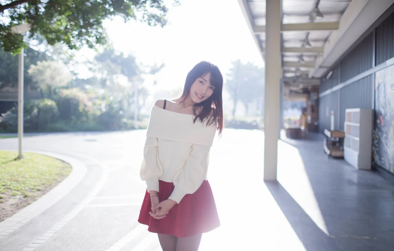 Photo wallpaper summer, girl, face, smile, hair, skirt