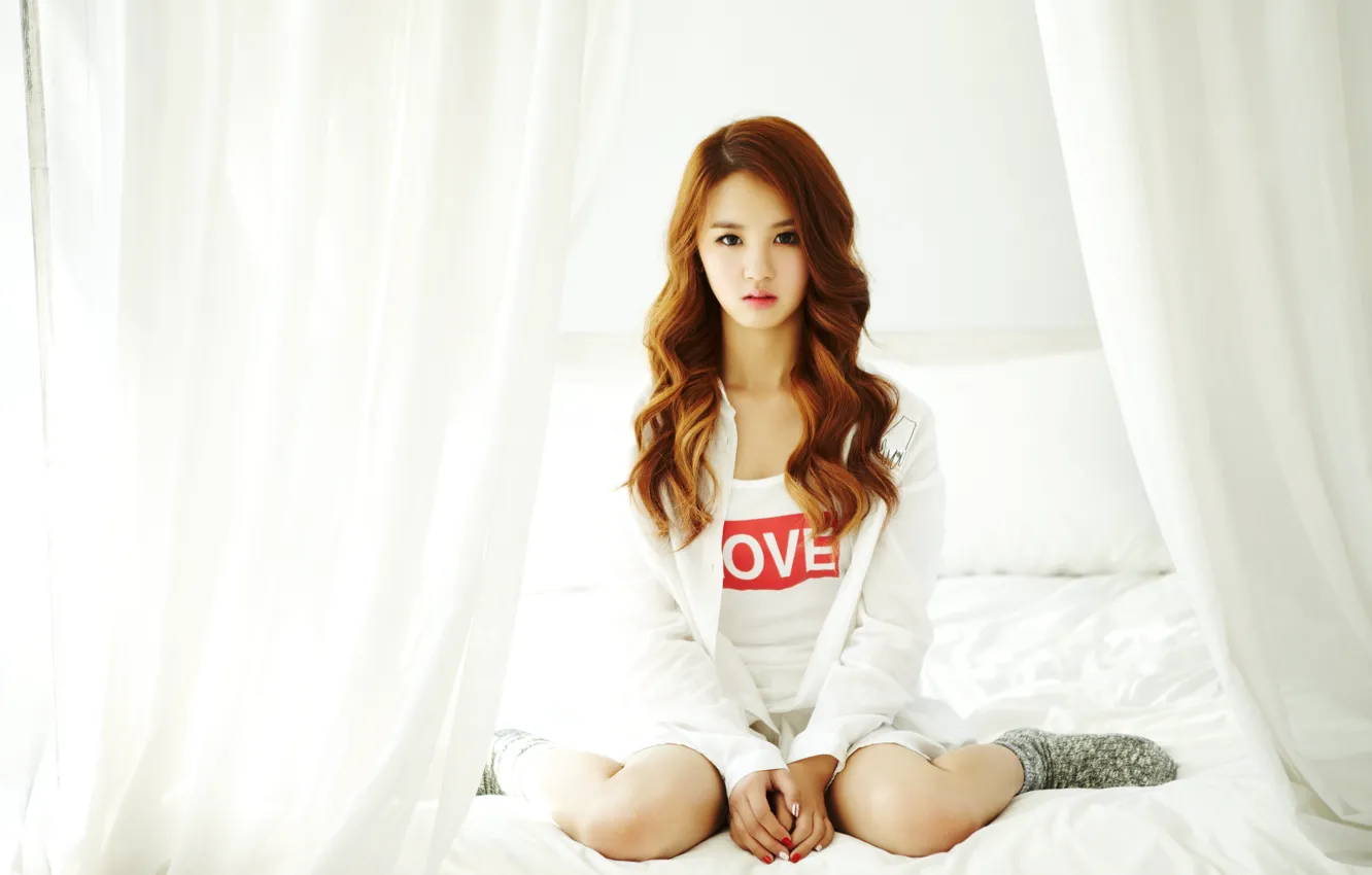 Photo wallpaper Girl, Asian, Bed, Beauty, Kpop, Cute, Singer, Korean