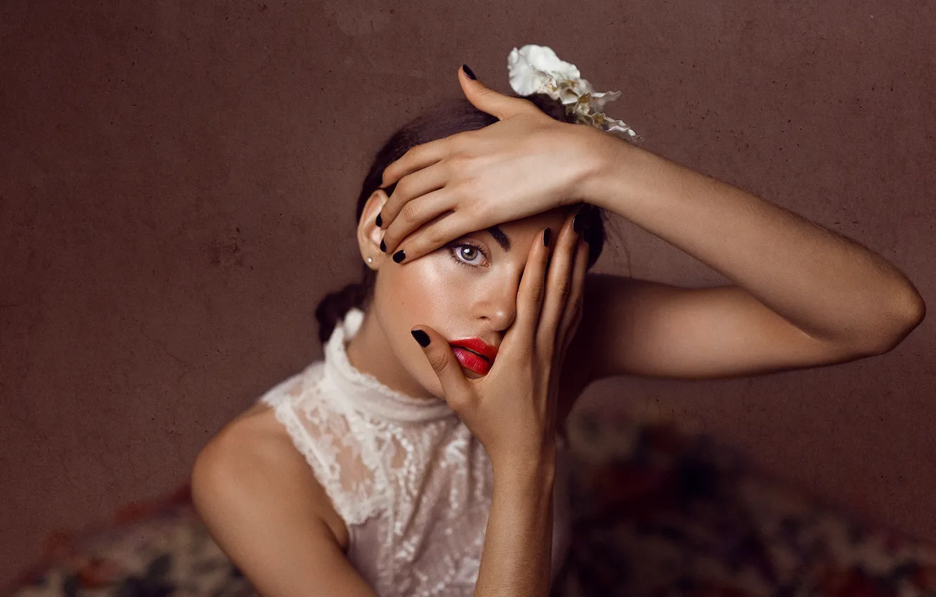 Photo wallpaper model, beauty, face, background, lipstick, hands, eyes