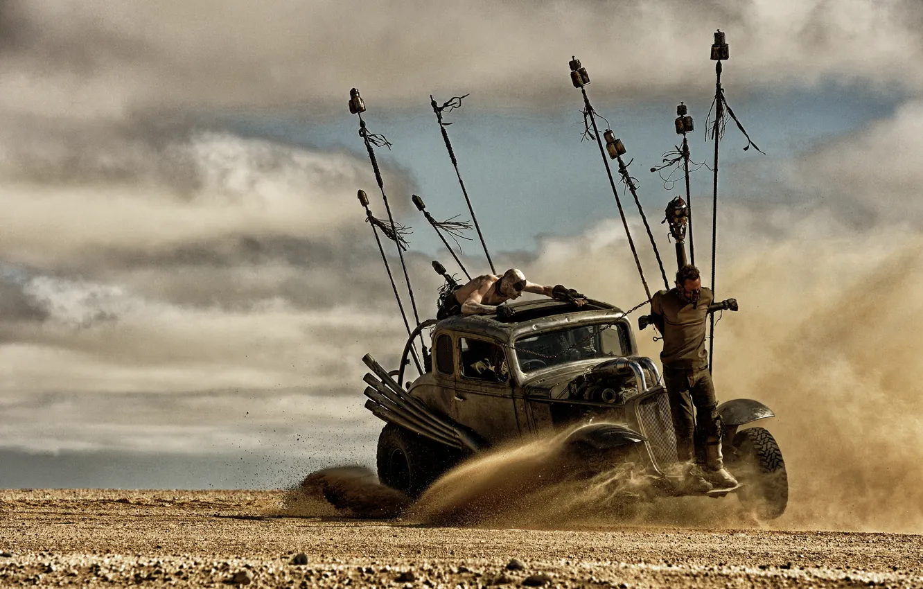 Photo wallpaper machine, desert, chaos, madness, postapocalyptic, prisoner, Mad Max, Fury Road