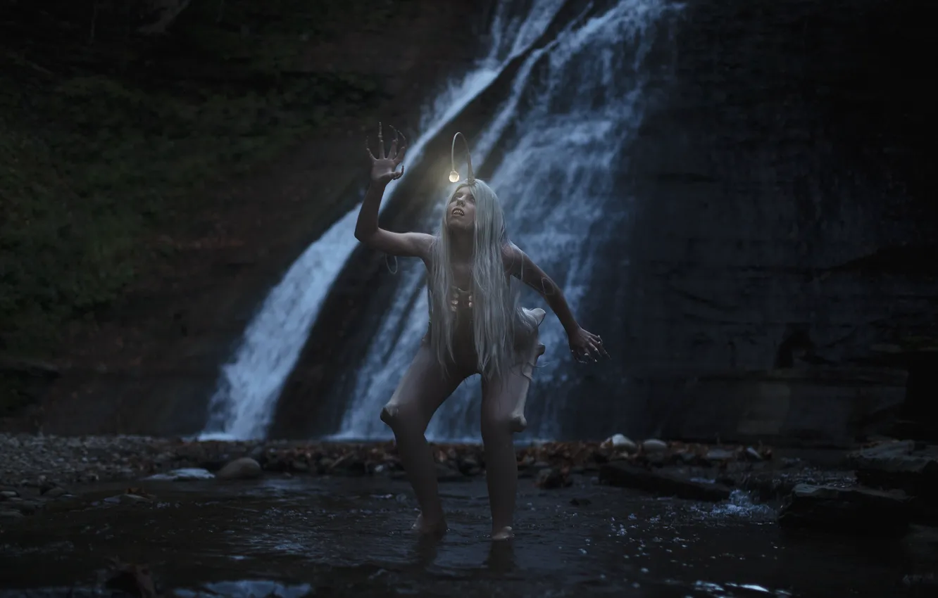 Photo wallpaper girl, waterfall, the devil, Aleah Michele, A thing of horror or pity