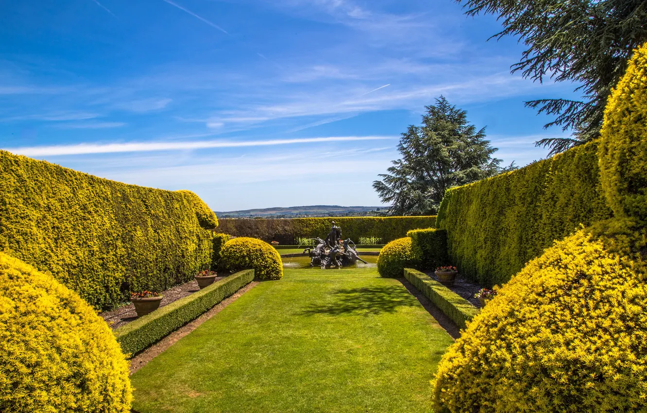 Photo wallpaper the sky, the sun, trees, design, lawn, England, garden, fountain