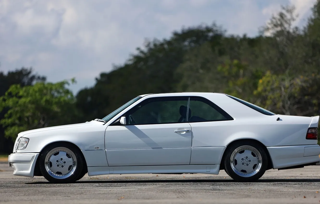 Photo wallpaper AMG, Mercedes - Benz, Widebody, C124, E320