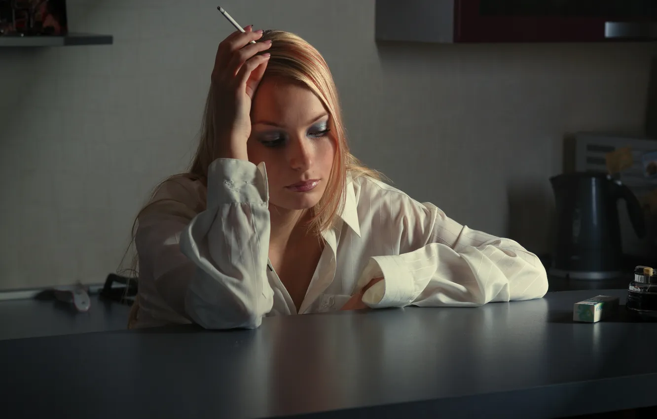 Photo wallpaper table, mood, blonde, cigarette, kitchen, shirt