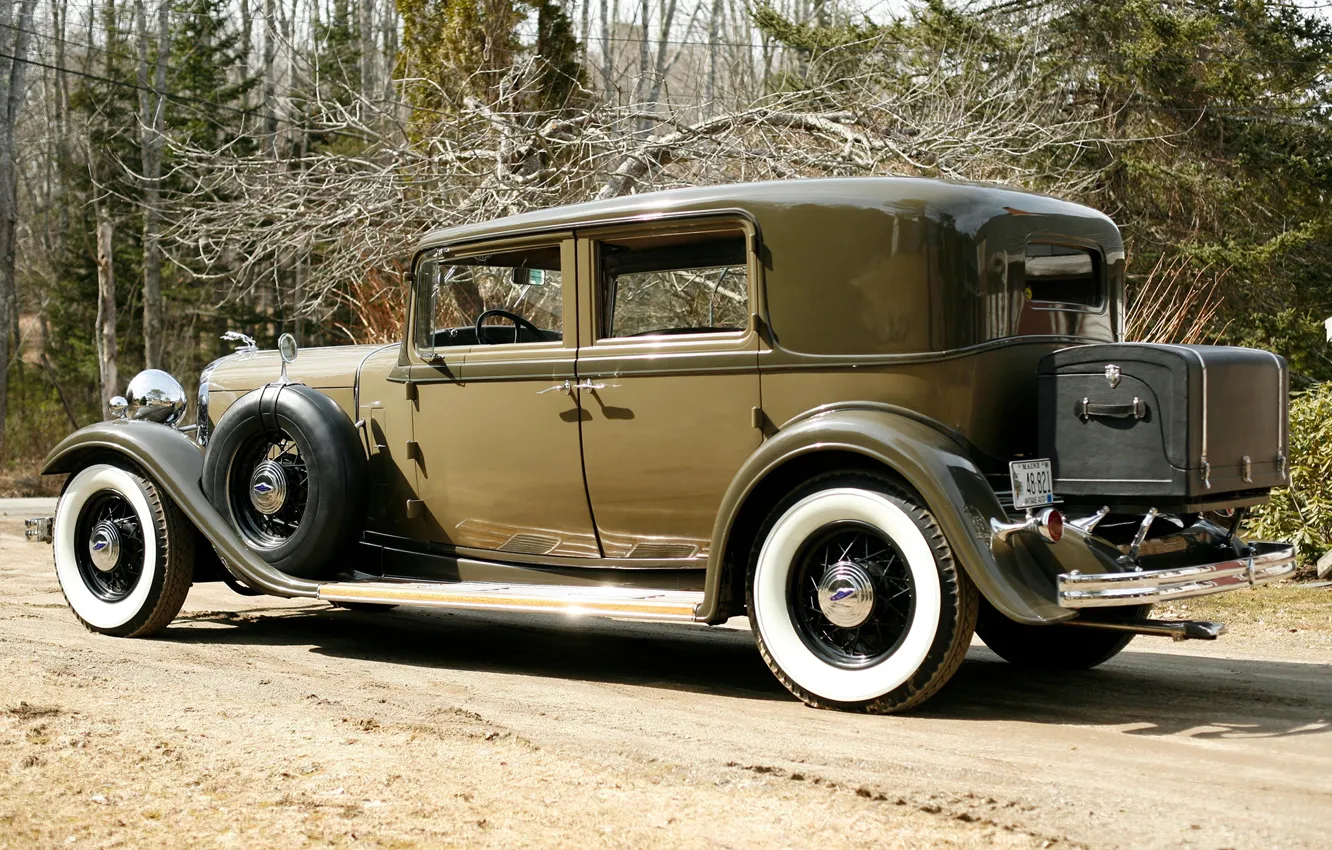 Photo wallpaper Lincoln, rear view, 1932, Sedan, 4-door, Model KB, Lincoln.retro