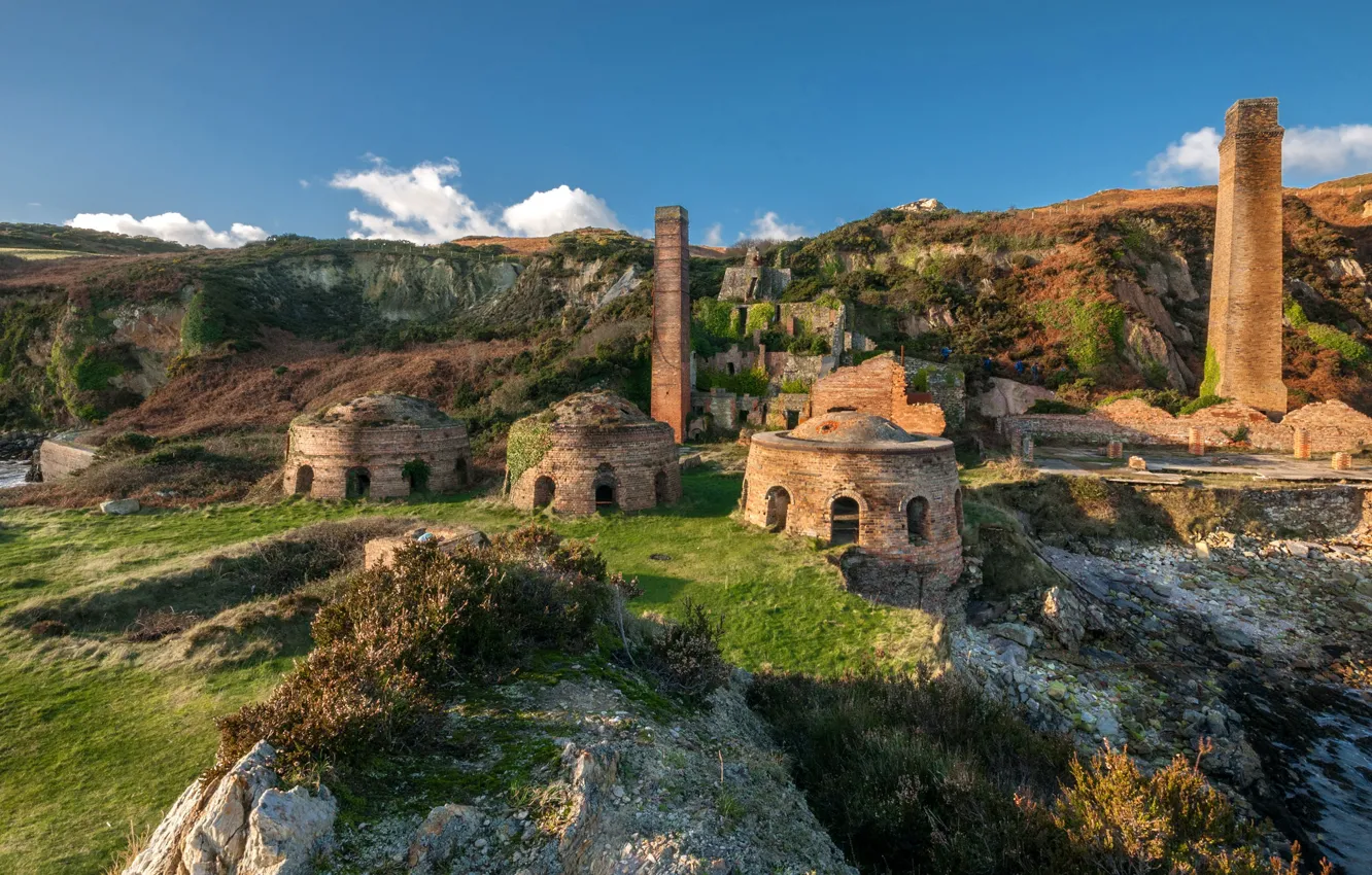 Photo wallpaper pipe, Wales, Anglesey, Porth Wen Brickworks, old brick factory