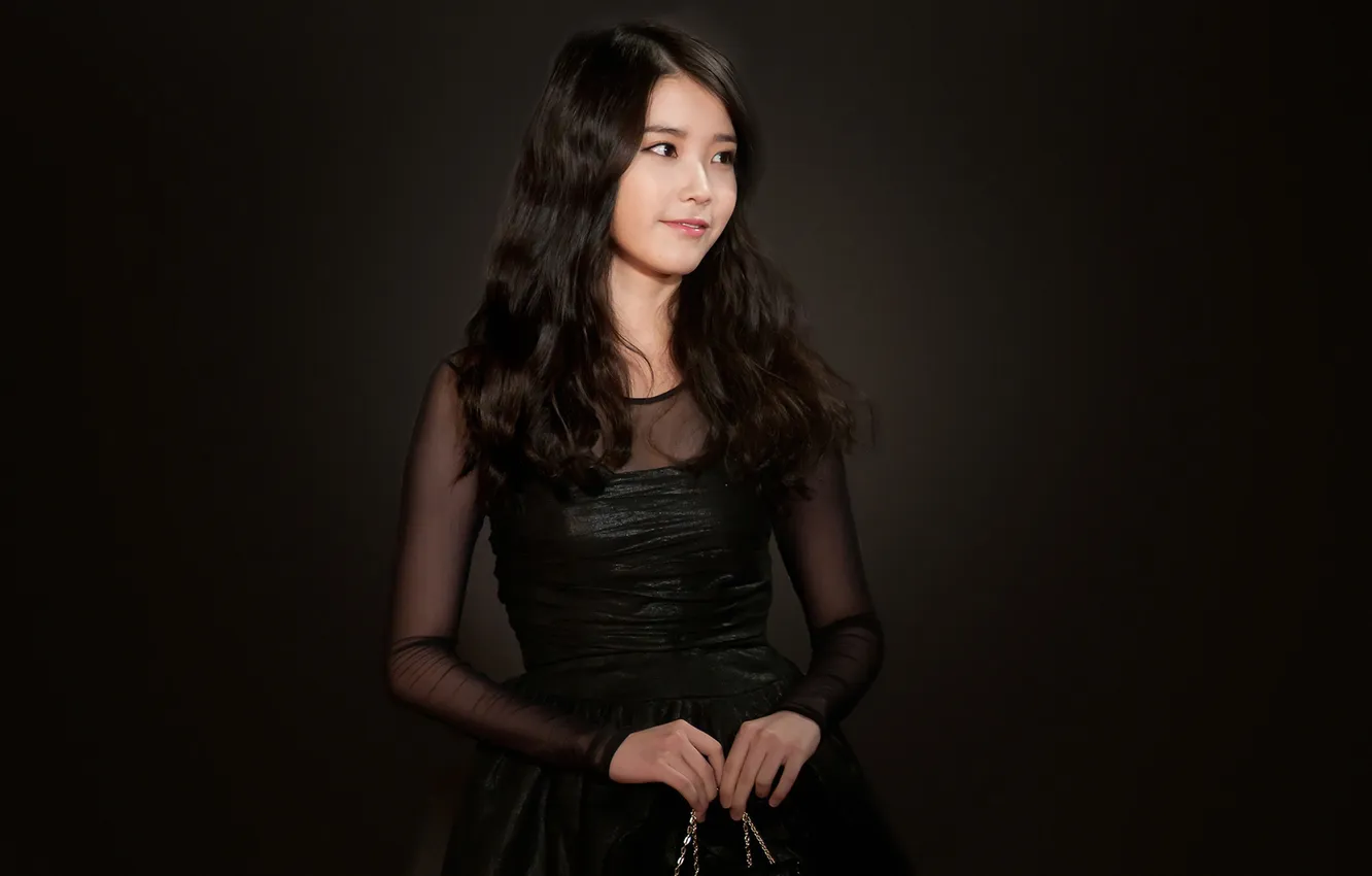 Photo wallpaper the dark background, singer, Lee Ji Eun, Korean