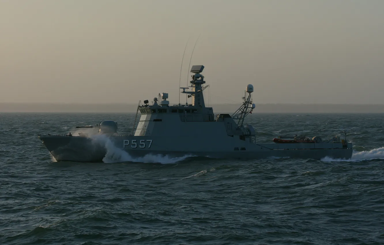 Photo wallpaper Denmark, Missile boat, HDMS Glenten