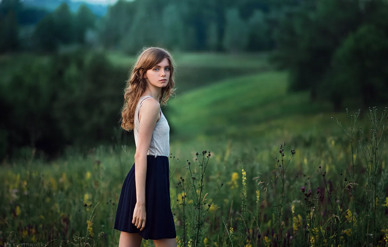 Photo wallpaper eyes, look, girl, flowers, blue, nature, blue, skirt
