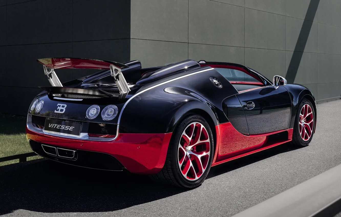 Photo wallpaper Roadster, Bugatti, Bugatti, Veyron, Veyron, supercar, rear view, hypercar