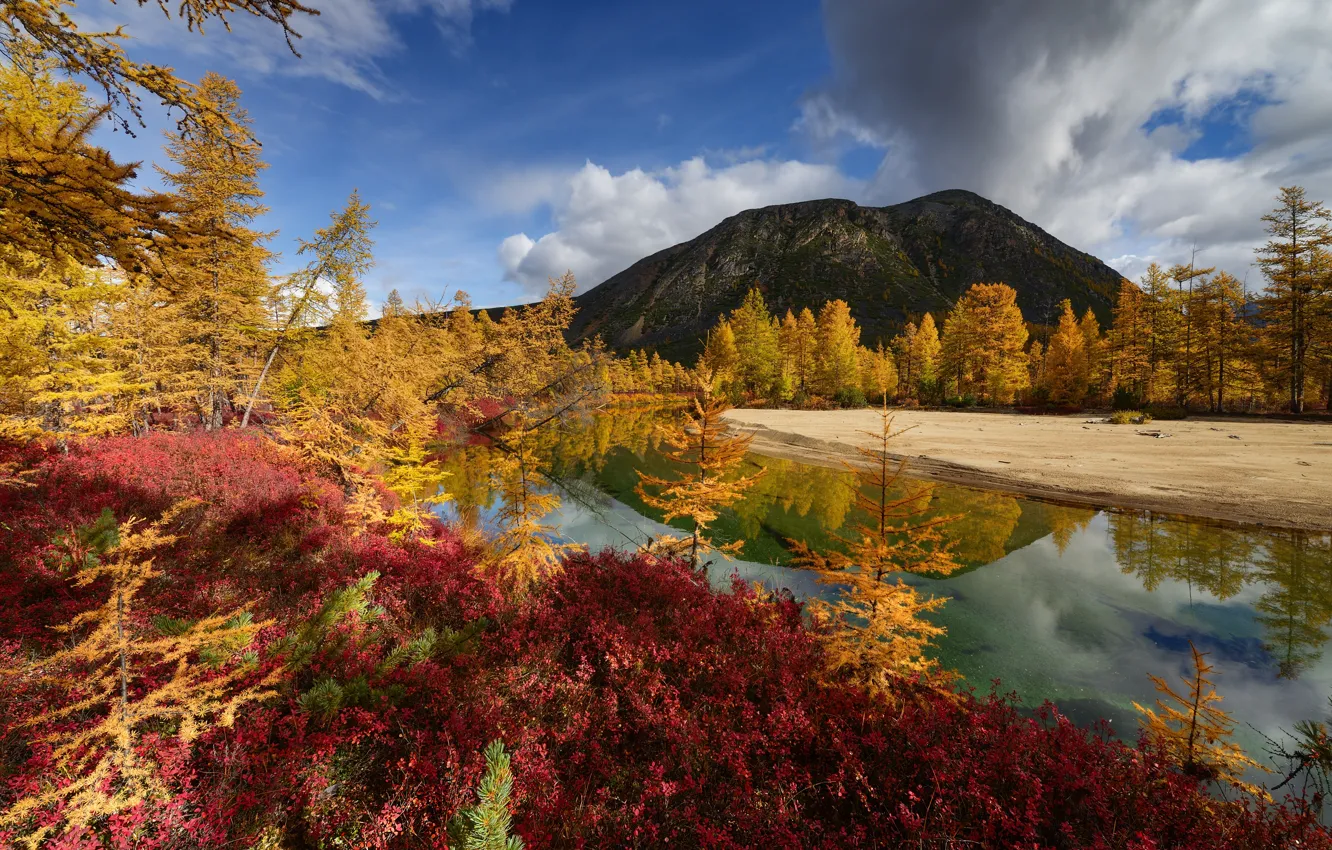 Photo wallpaper autumn, clouds, landscape, nature, lake, vegetation, mountain, Kolyma