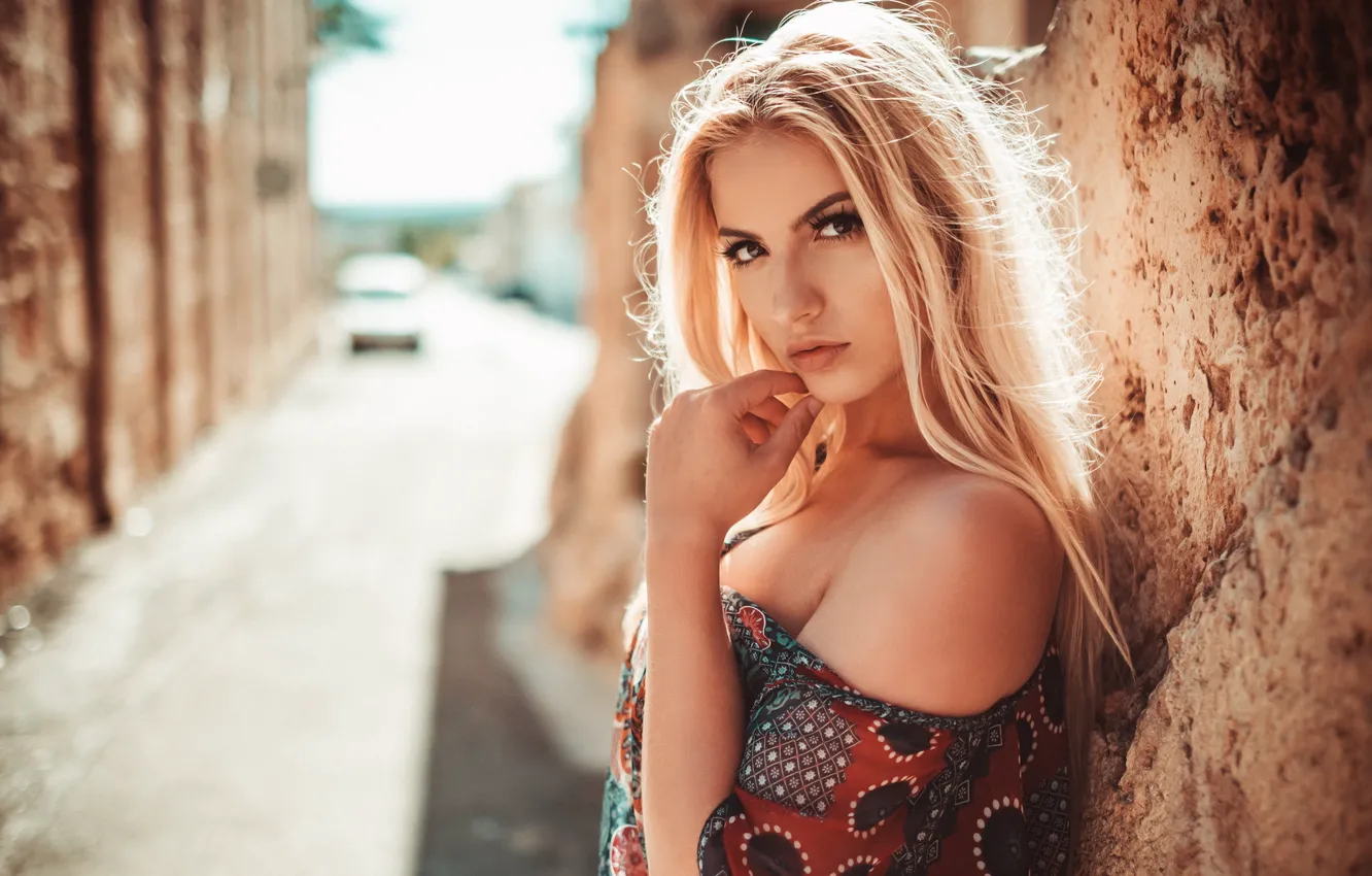 Photo wallpaper look, girl, street, model, portrait, blonde, beauty, Sonja