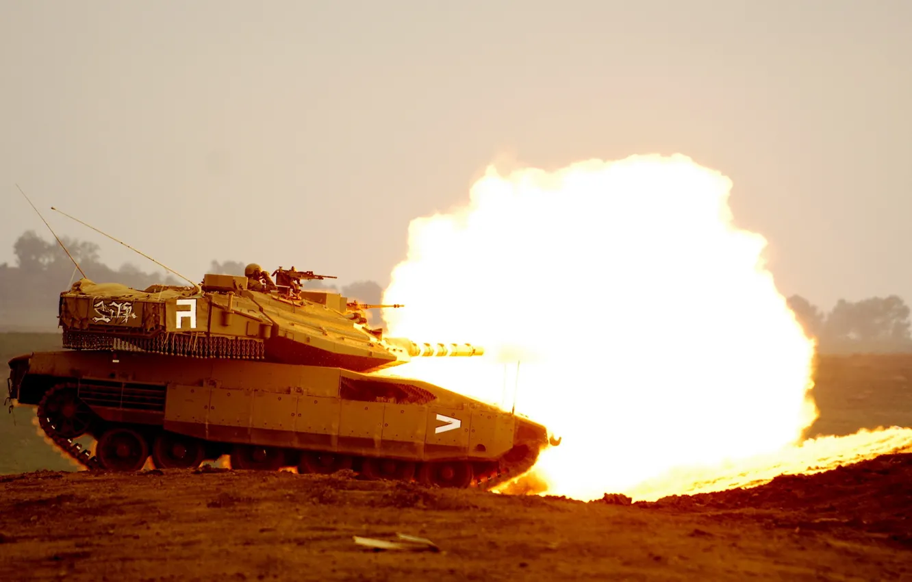 Photo wallpaper weapons, shot, tank