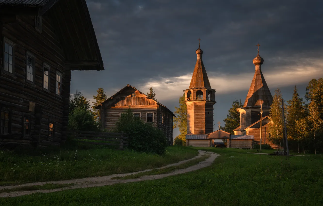 Photo wallpaper trail, Church, wooden house