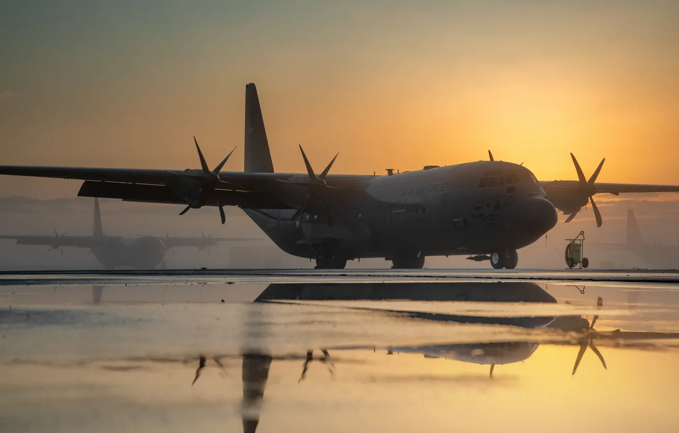 Photo wallpaper UNITED STATES AIR FORCE, Lockheed Martin, American military transport aircraft, medium and long range, C-130J …