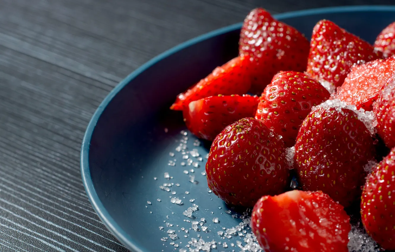 Photo wallpaper berries, table, Board, strawberry, plate, sugar