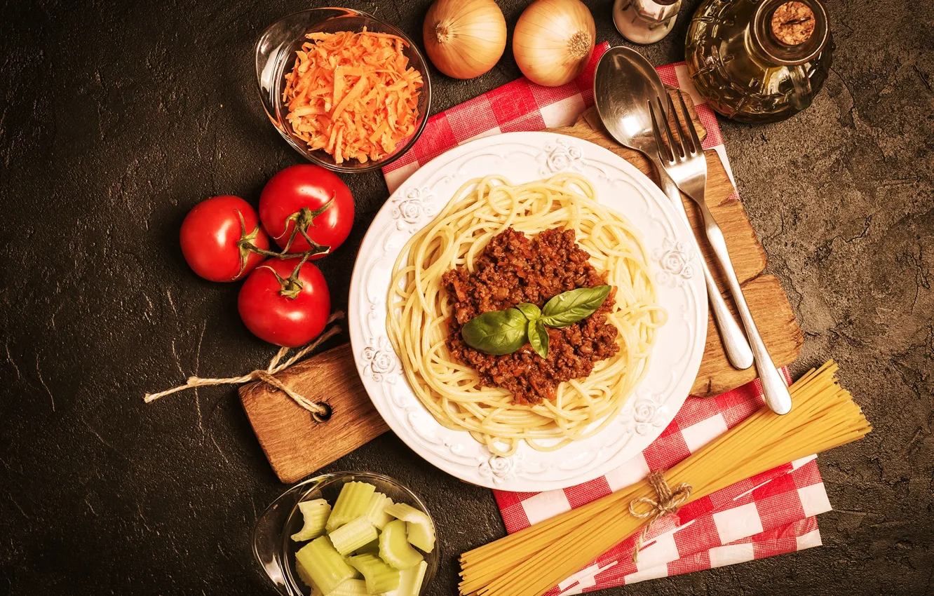 Photo wallpaper oil, plate, tomatoes, dish, pasta