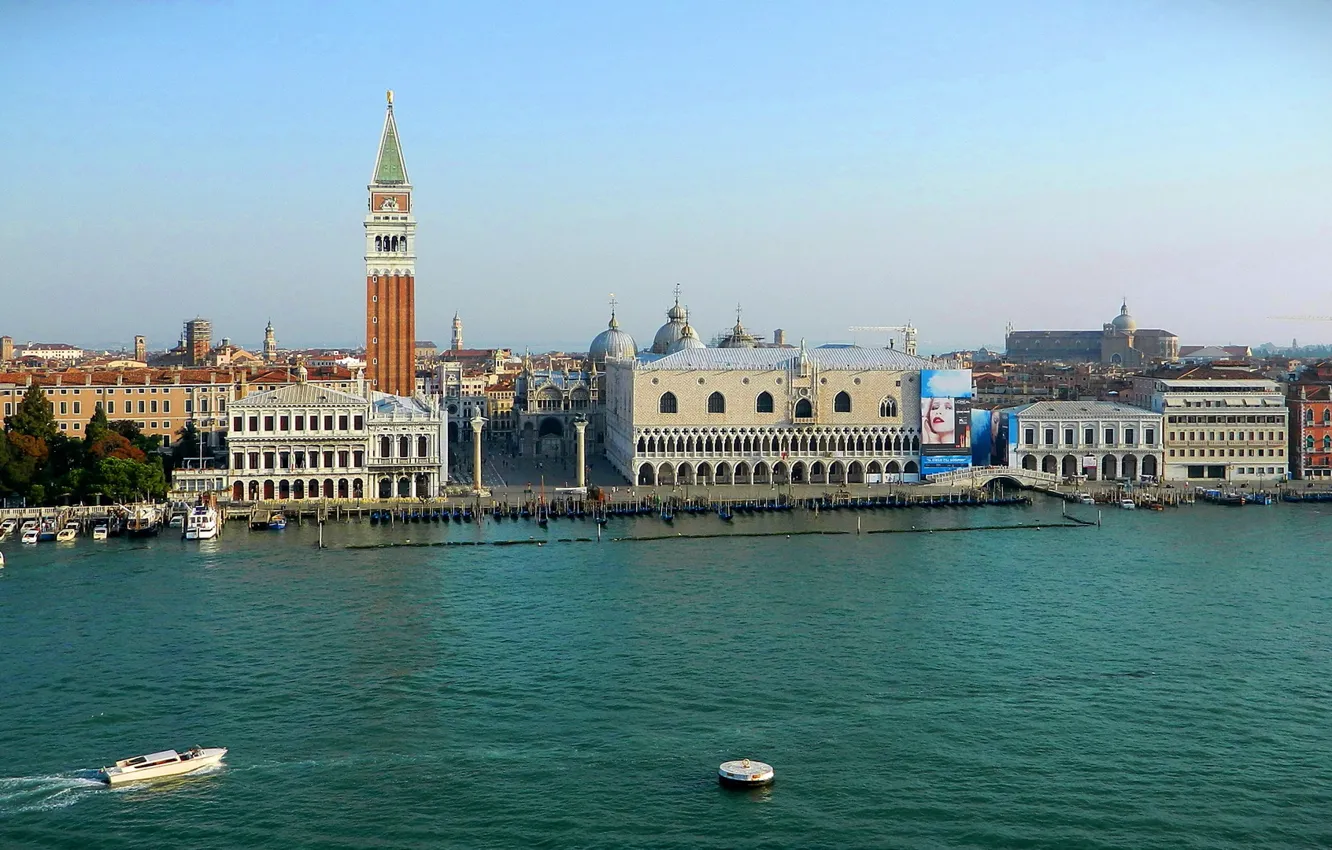 Photo wallpaper the city, photo, home, boats, pier, Italy, Venice