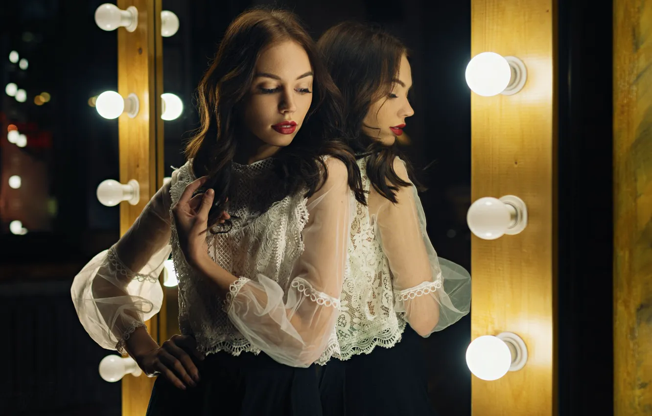 Photo wallpaper pose, reflection, model, mirror, blouse, light bulb, Sergey Fat, Sergey Zhirnov