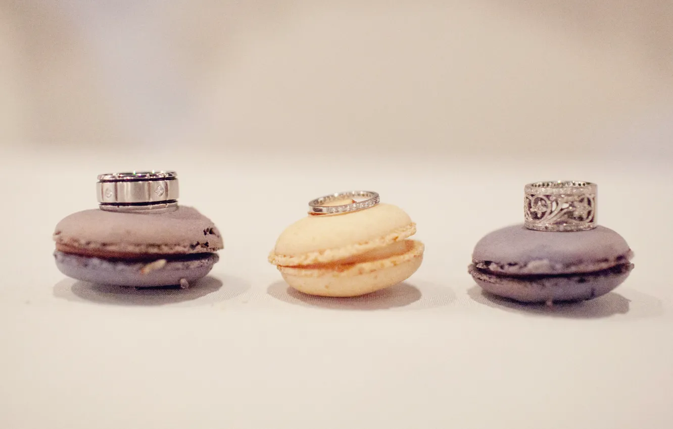 Photo wallpaper ring, macaron, Svadba