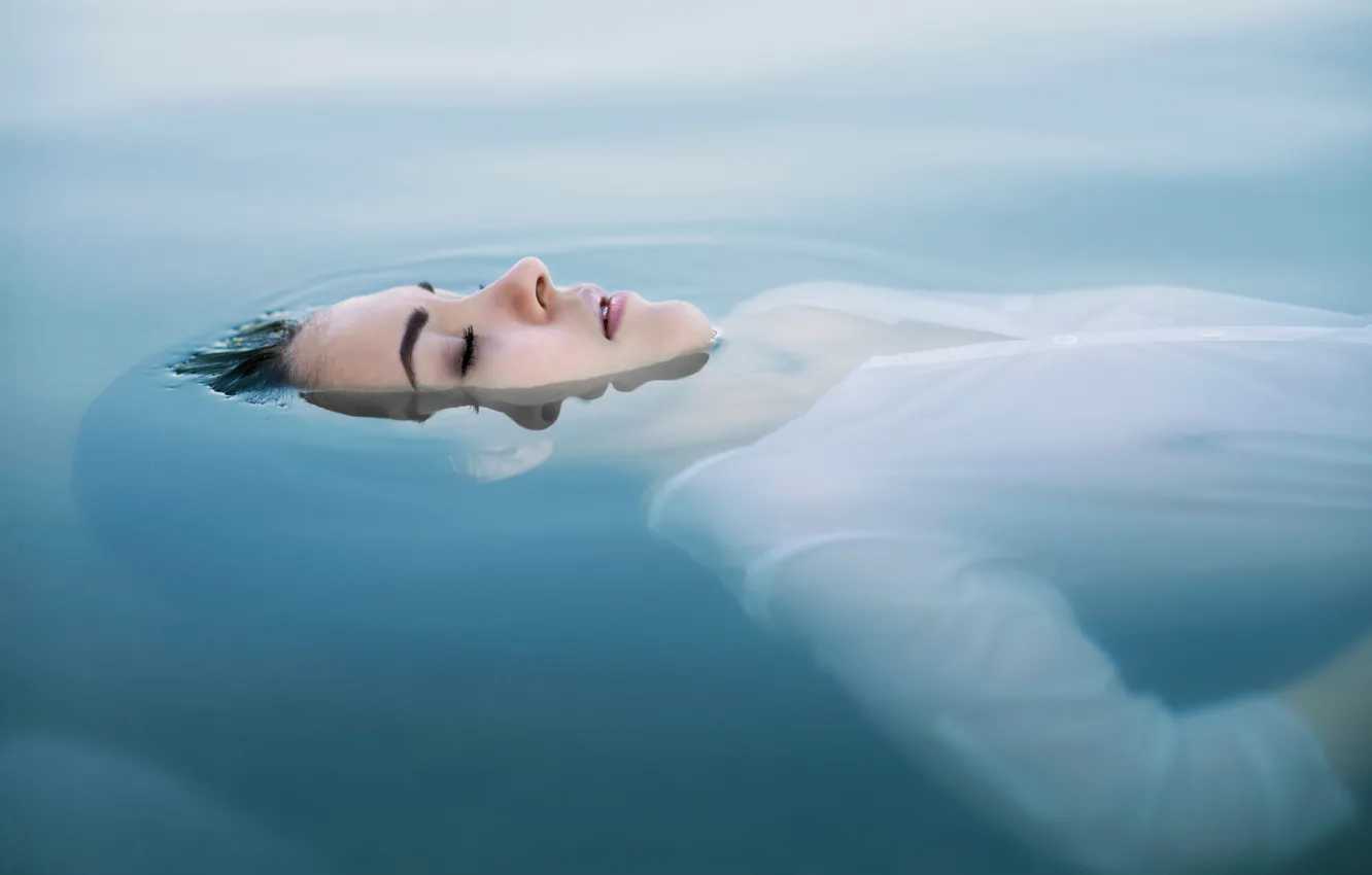 Photo wallpaper girl, makeup, Sweet Dreams, in the water, Dennis Drozhzhin