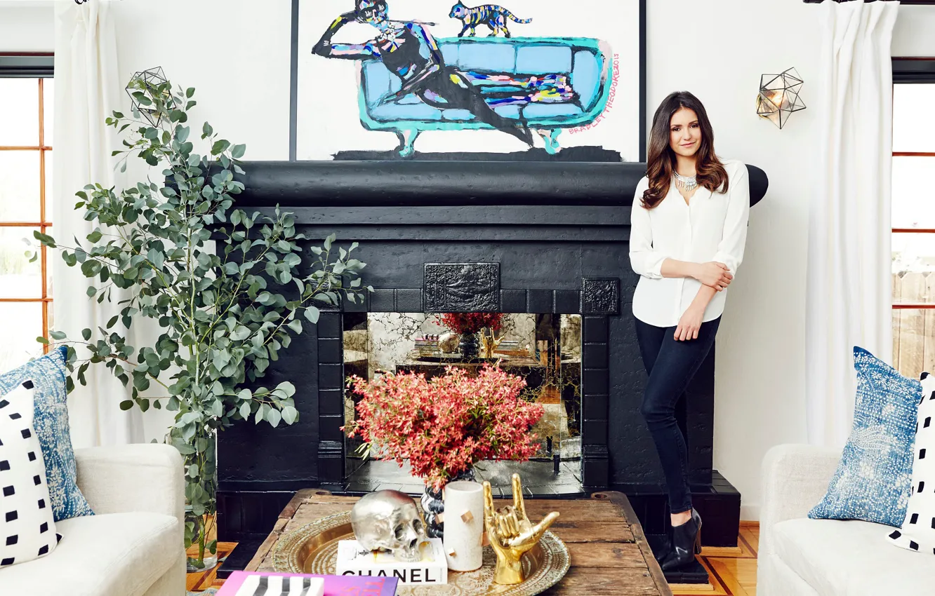 Photo wallpaper table, room, sofa, interior, jeans, necklace, makeup, figure