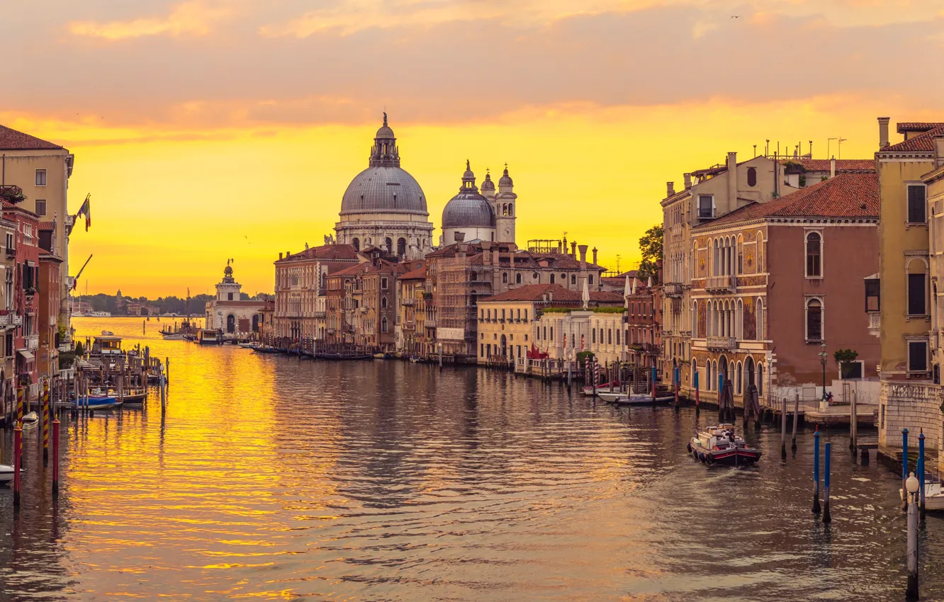 Photo wallpaper sunset, city, the city, Italy, Venice, channel, Italy, panorama