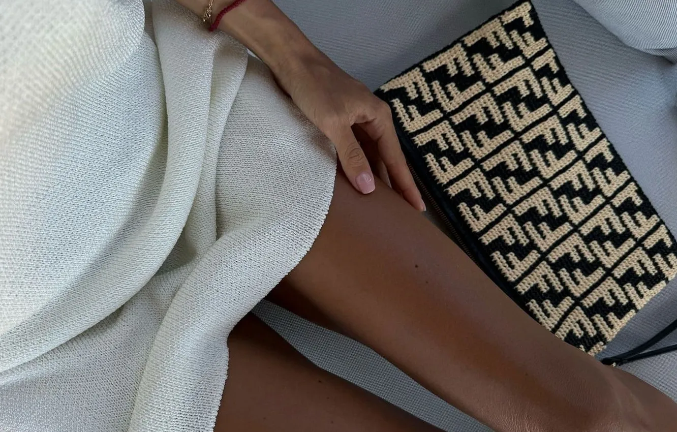 Photo wallpaper girl, handbag, chain, white dress, manicure, slender legs