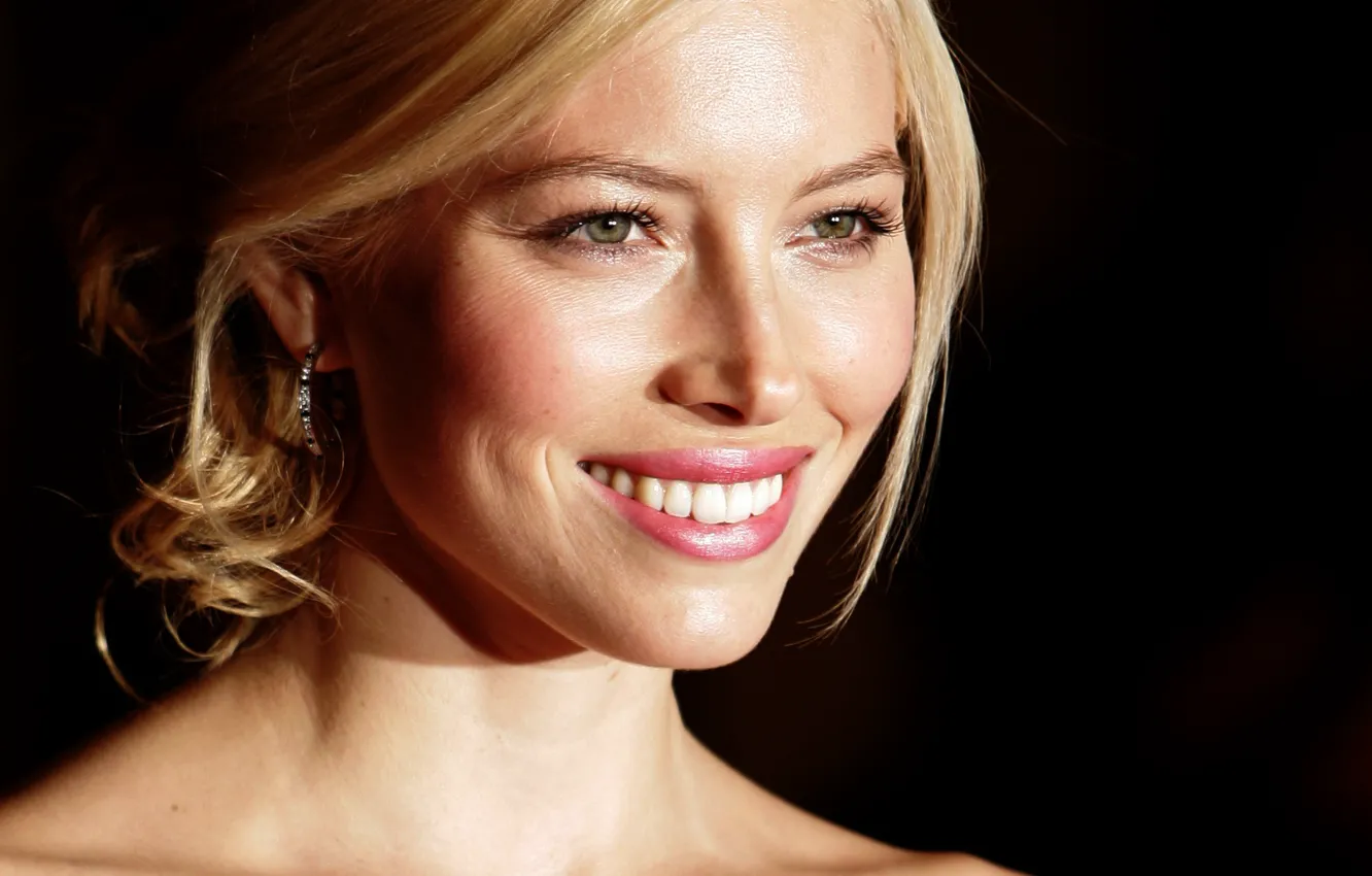 Photo wallpaper look, pose, smile, actress, Jessica Biel, Jessica Biel