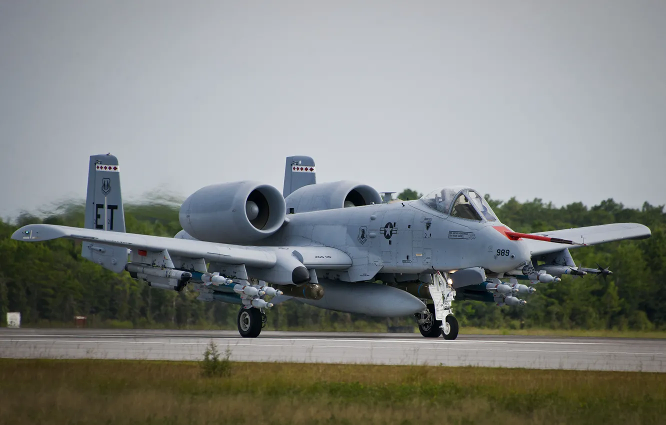 Photo wallpaper attack, the airfield, A-10, Thunderbolt II, The thunderbolt II