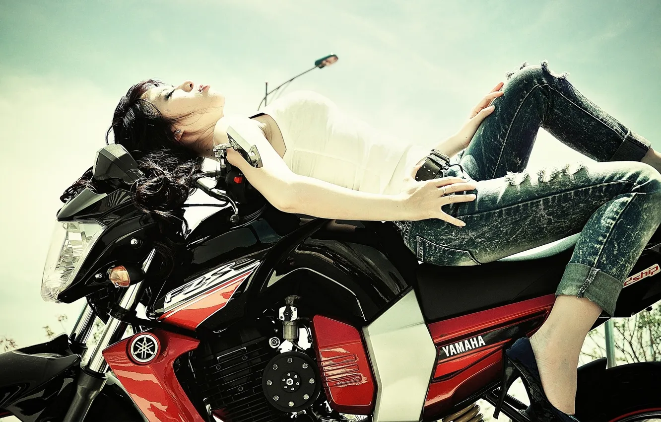 Photo wallpaper jeans, motorcycle, Asian, Yamaha