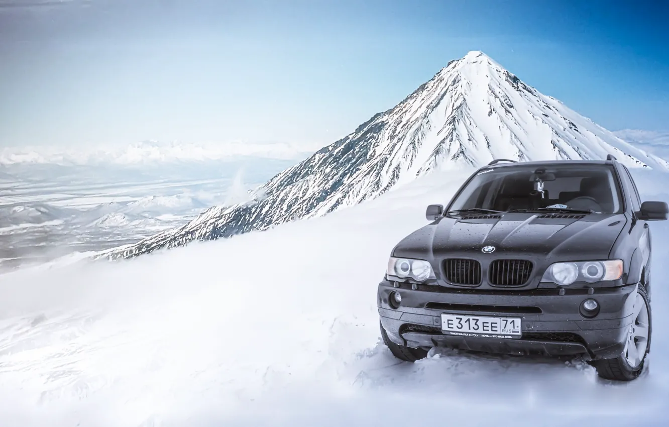 Photo wallpaper the sun, mountains, bmw, BMW, the conquest, e53, vertices.
