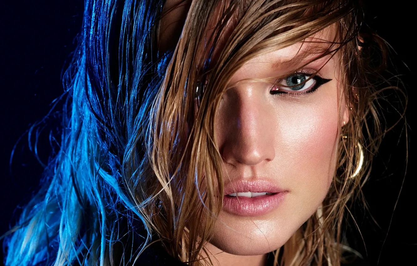 Photo wallpaper the dark background, eyes, model, look, Toni Garrn, wet hair