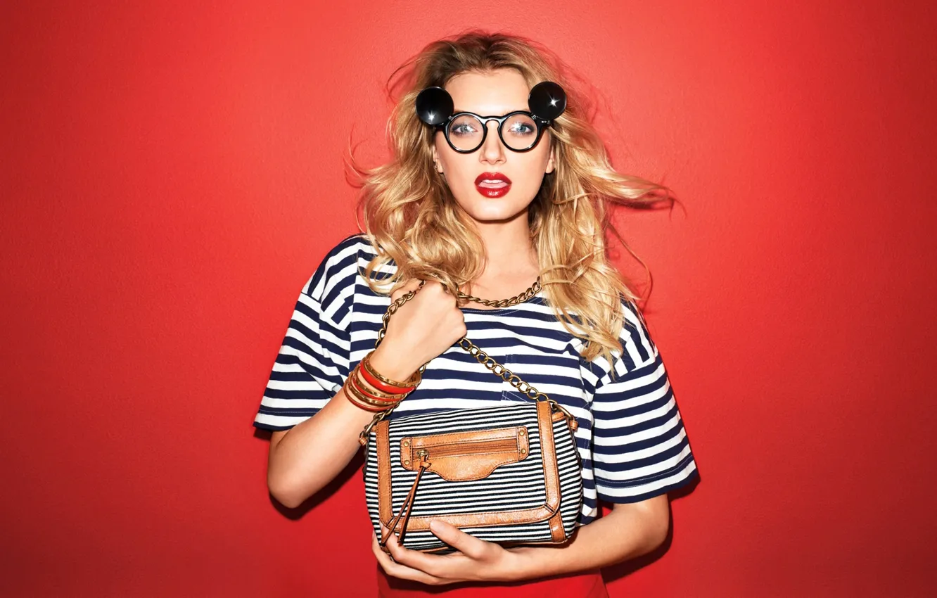 Photo wallpaper look, model, glasses, blonde, bag, lily donaldson