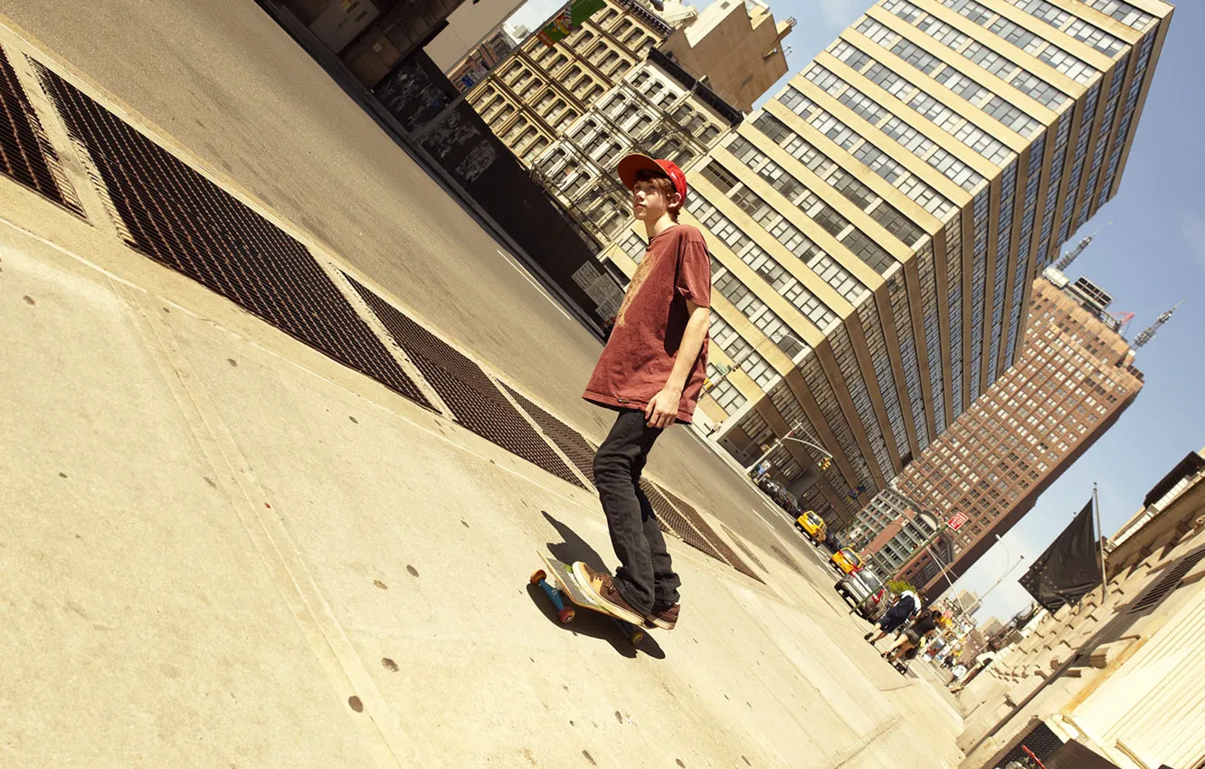 Photo wallpaper creative, street, distortion, tilt, scream, guy, skate, romain laurent