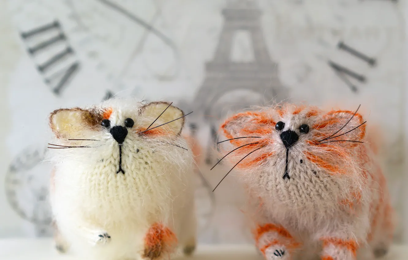 Photo wallpaper toy, mouse, a couple, old ladies