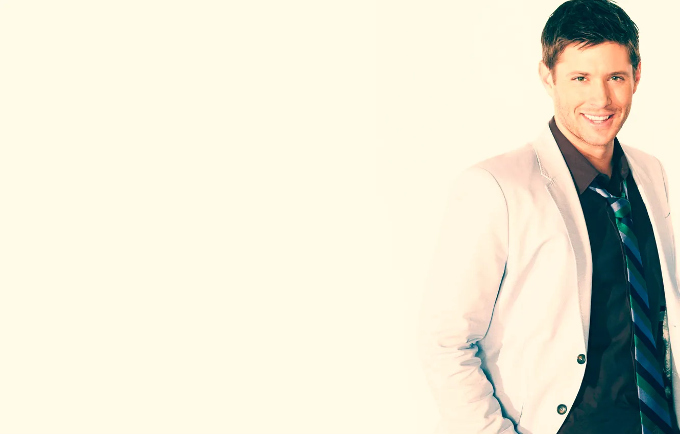 Photo wallpaper photoshoot, Jensen Ackles, TV Guide
