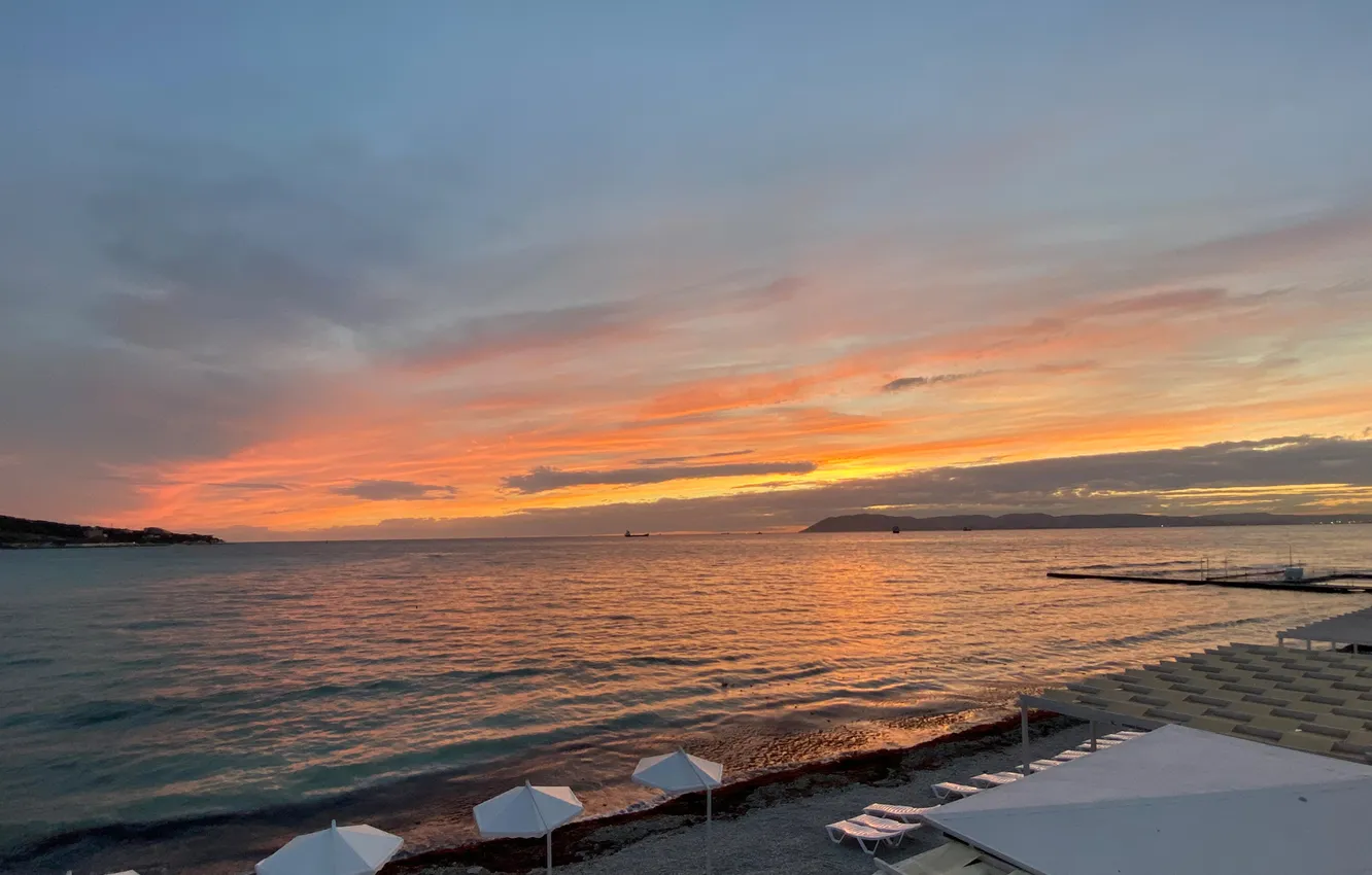 Photo wallpaper sea, wave, sun loungers, beach, sunset