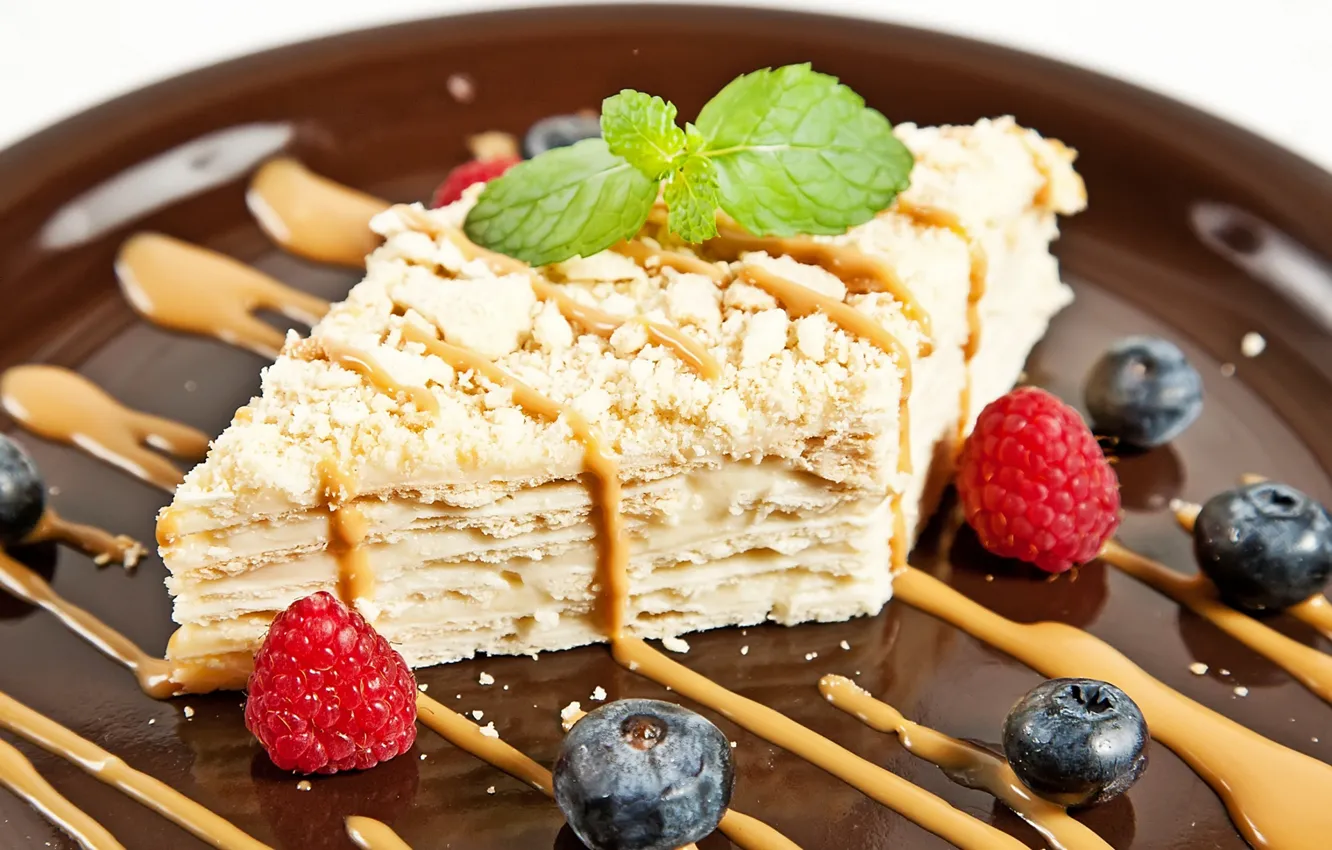 Photo wallpaper berries, raspberry, cake, mint, blueberries, Napoleon