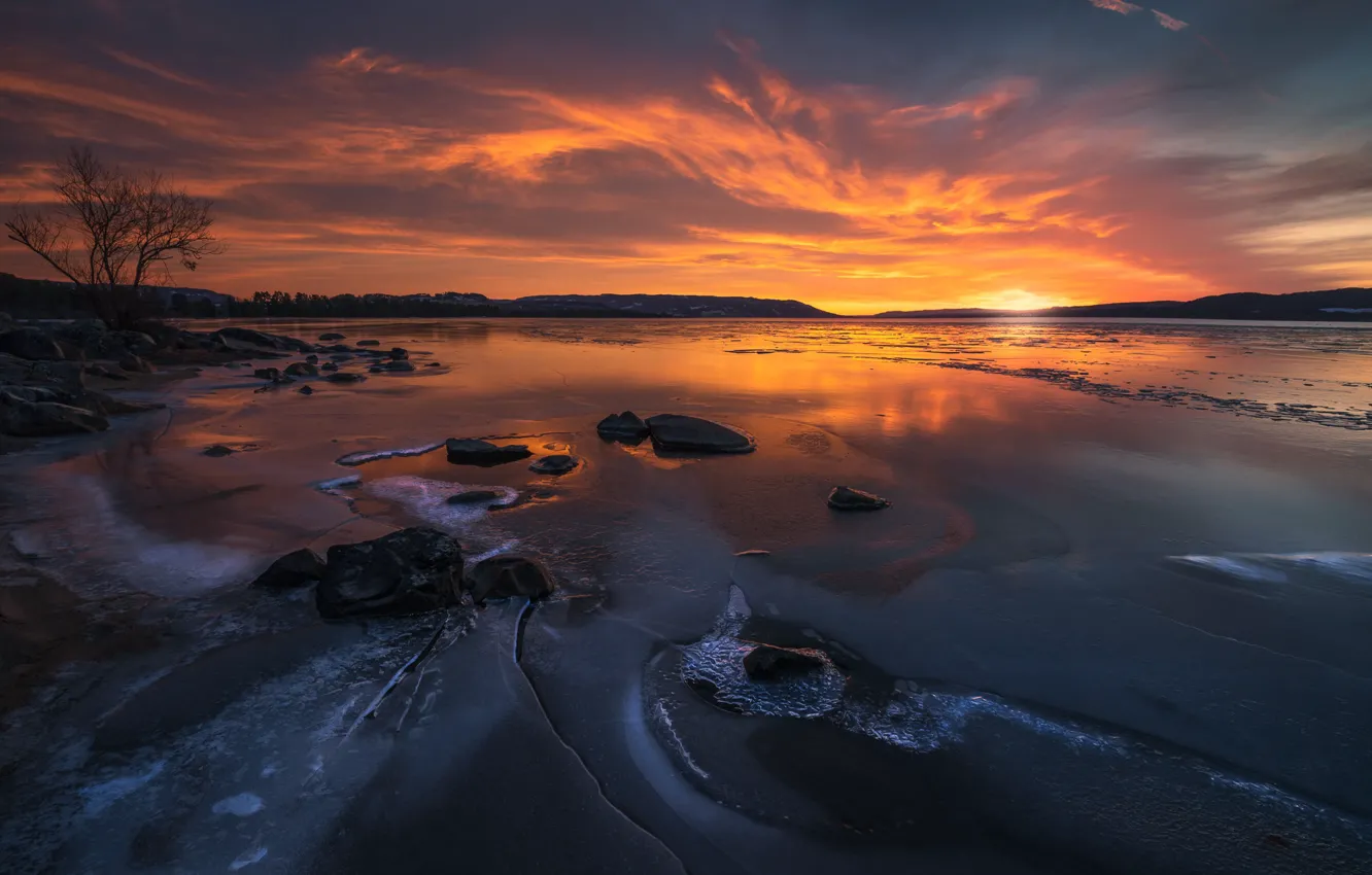 Photo wallpaper winter, the sky, sunset, lake, stones, Norway, Ole Henrik Skjelstad